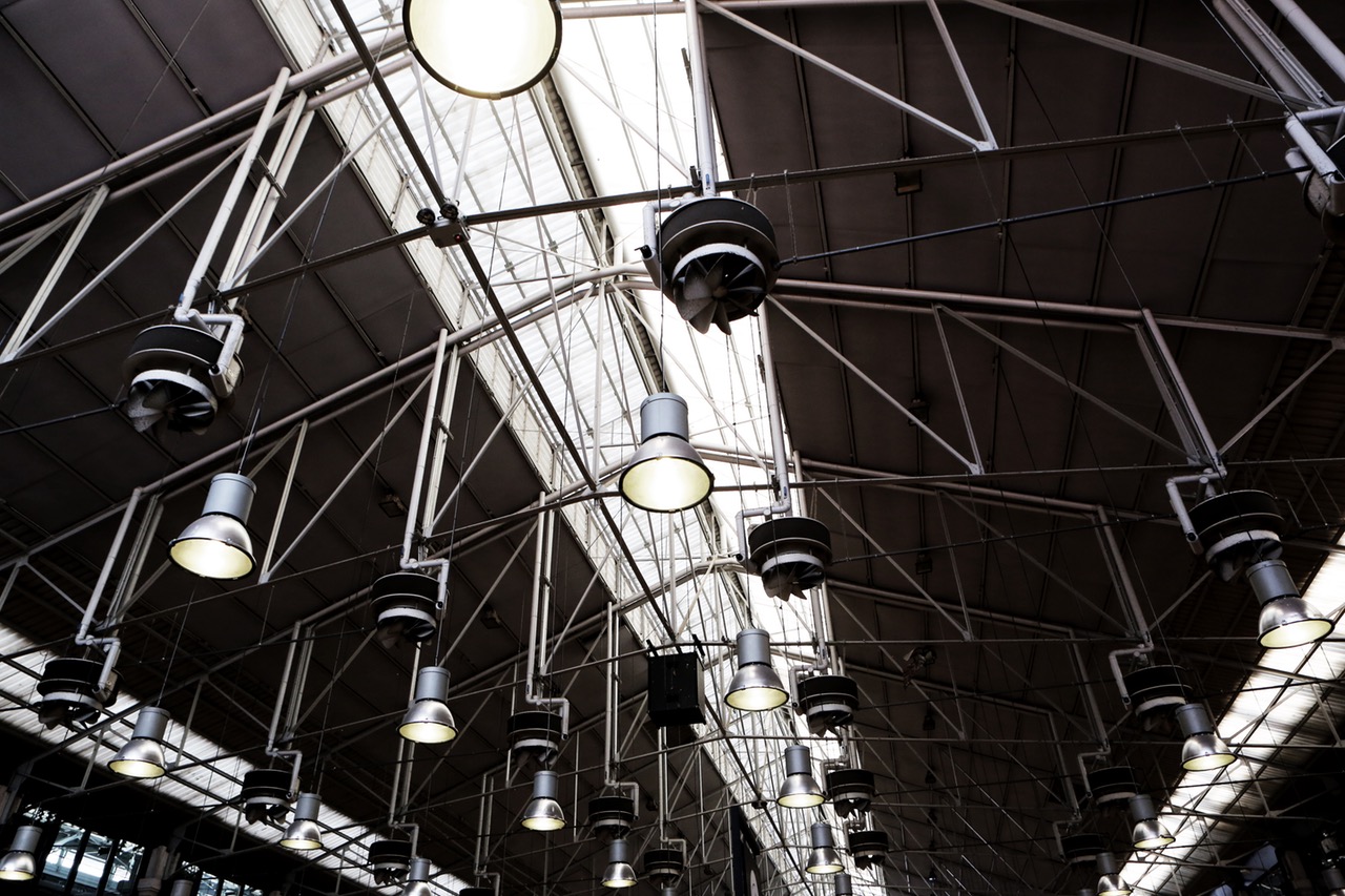 3 Common Types of Energy Efficient Commercial Lighting Among Denver Businesses